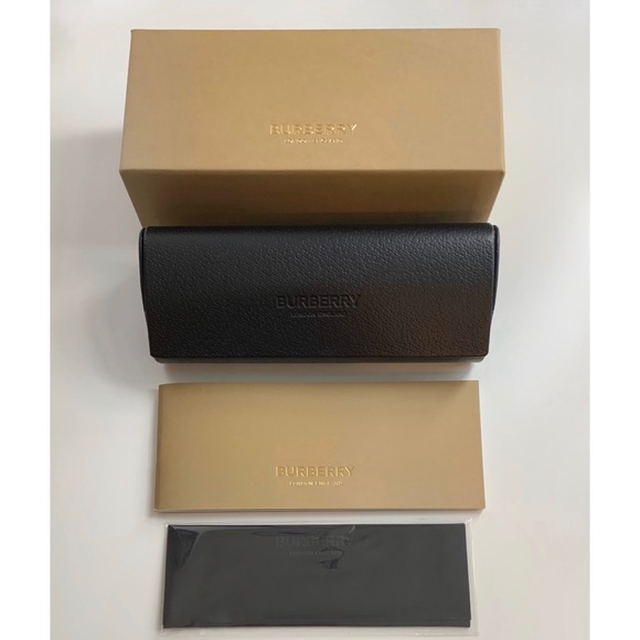 burberry sunglasses case amazon